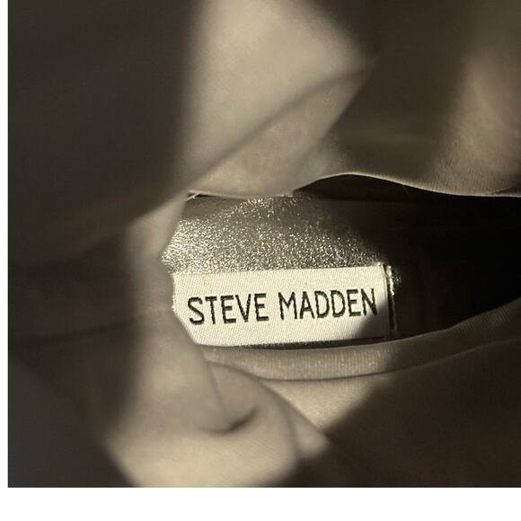 Steve Madden Women's Newlyn Croc Print Kitten Heel Boot Silver Sz 6.5 NWOB - Picture 13 of 13